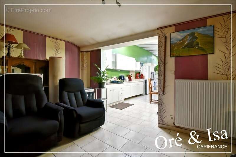 Maison avec garage et jardin au cœur du village / Idéal premier achat ou investissement  LE CHATELET (18) - photo 19