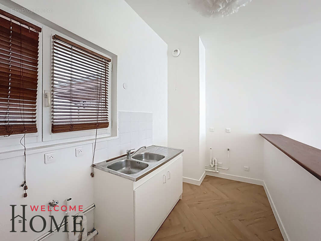 Appartement à LEVALLOIS-PERRET