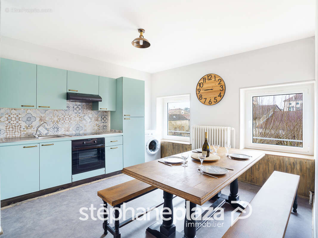 Appartement à UCHIZY