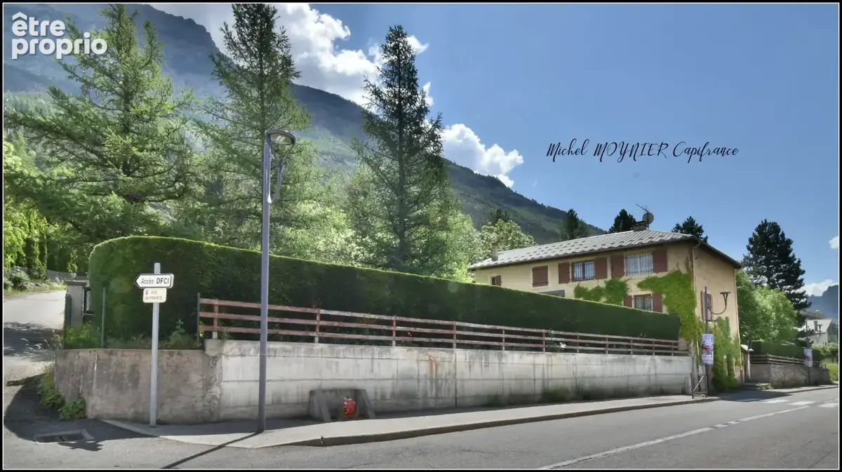 À L’Argentière-la-Bessée, maison de caractère sur plus de 2 500 m² de terrain, volumes, annexes et vraie présence - photo 21