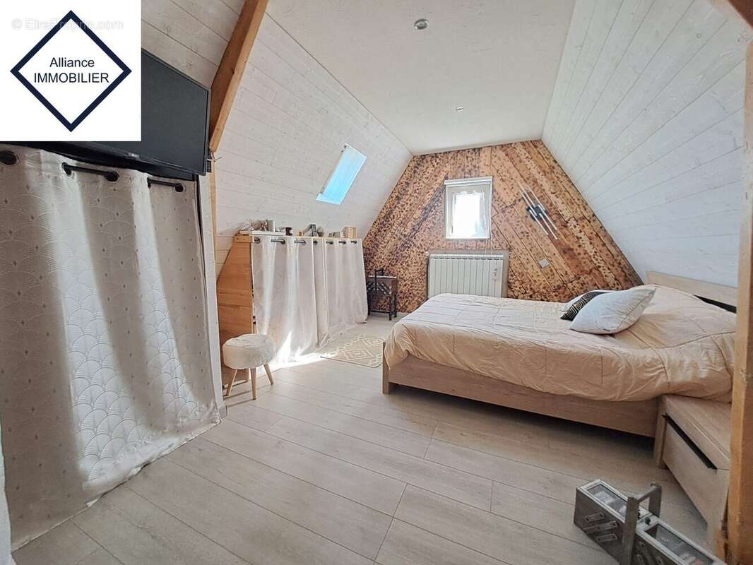 Maison à MONTAUBAN-DE-BRETAGNE