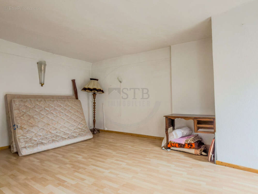 Maison à PRIVAS