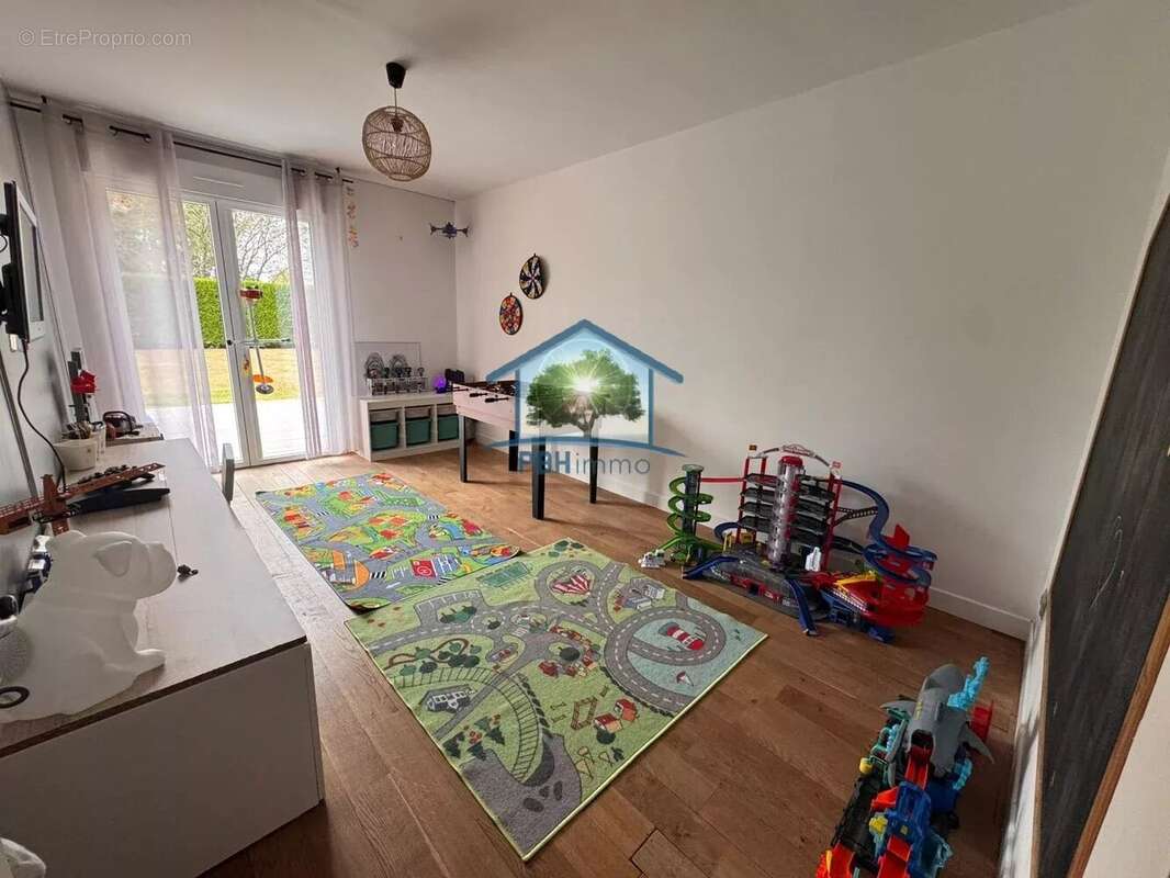 Maison à LA CHAPELLE-VIEL