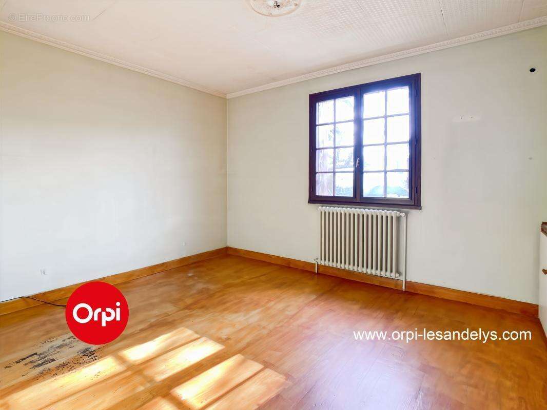 Maison à FLEURY-SUR-ANDELLE