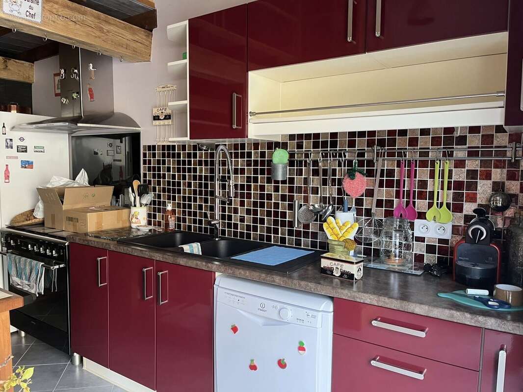 Dépendance - Cuisine - Maison à LATRONQUIERE