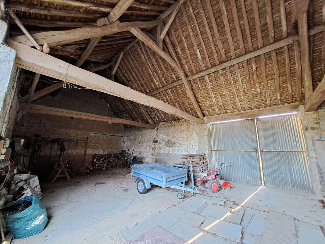 Maison à PONT-SUR-YONNE