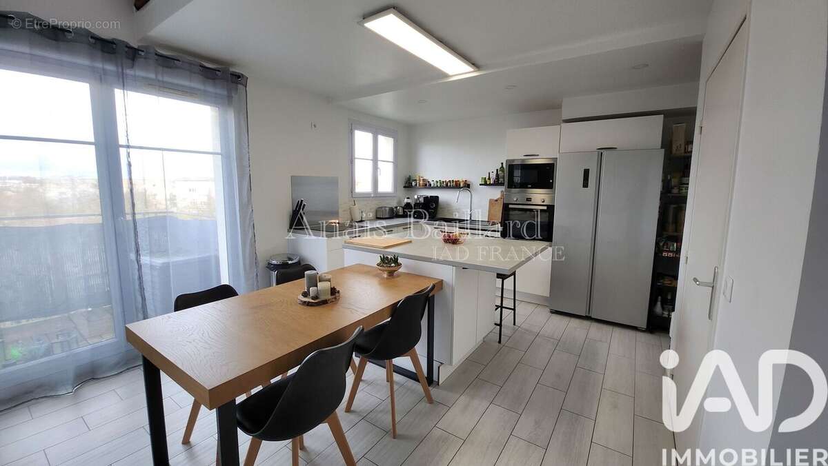 Photo 3 - Appartement à MOISSY-CRAMAYEL