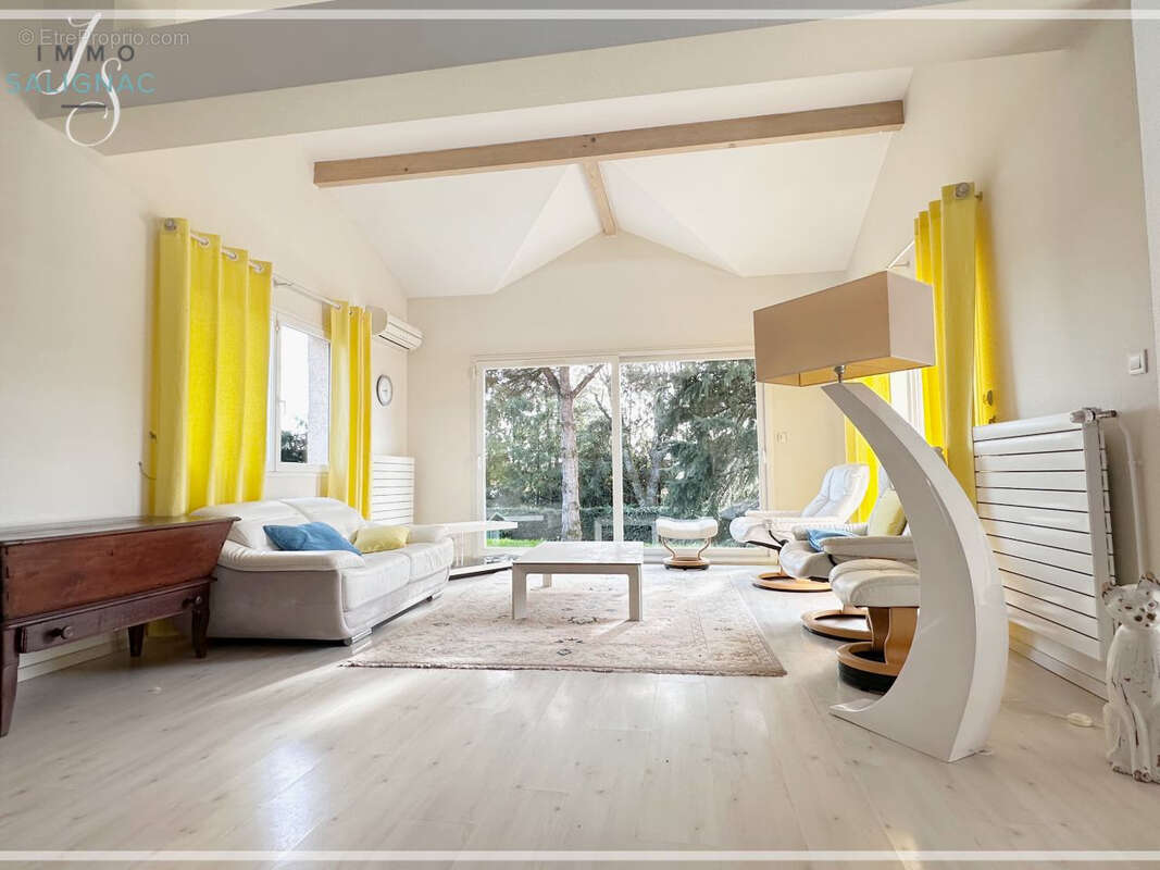 Maison à BOURG-EN-BRESSE