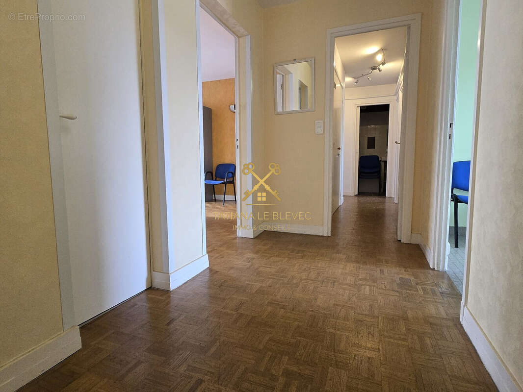 Appartement 92 m² à Lorient  - photo 3