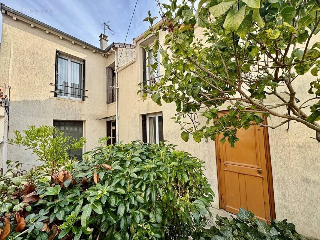 Maison à BOIS-COLOMBES