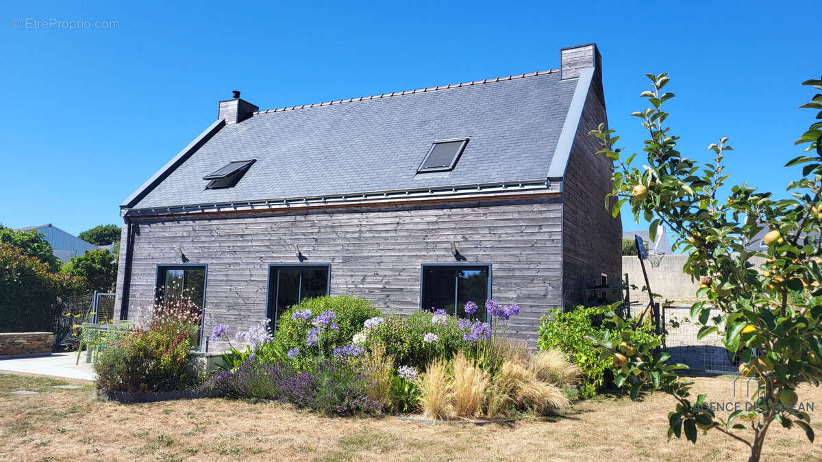 Maison à LE PALAIS