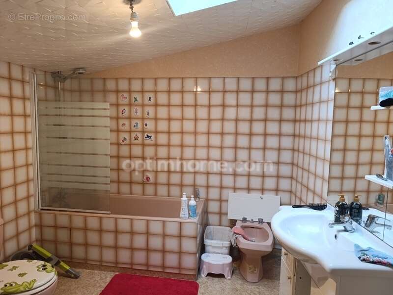 Maison à MOUILLERON-EN-PAREDS