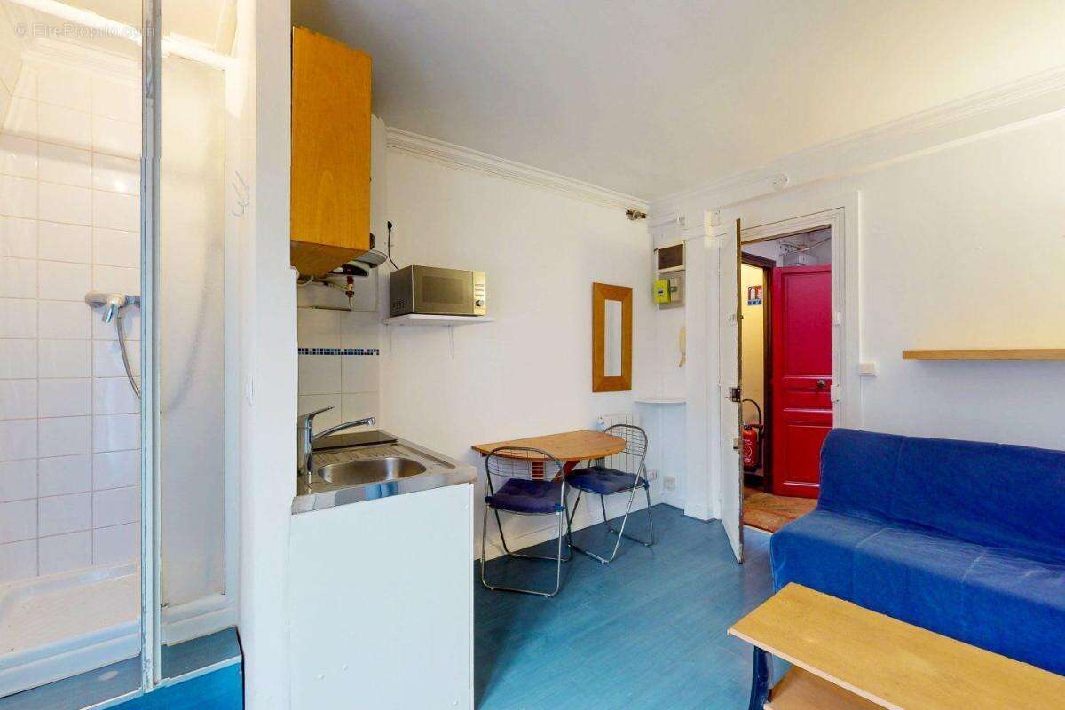 Appartement à PARIS-10E
