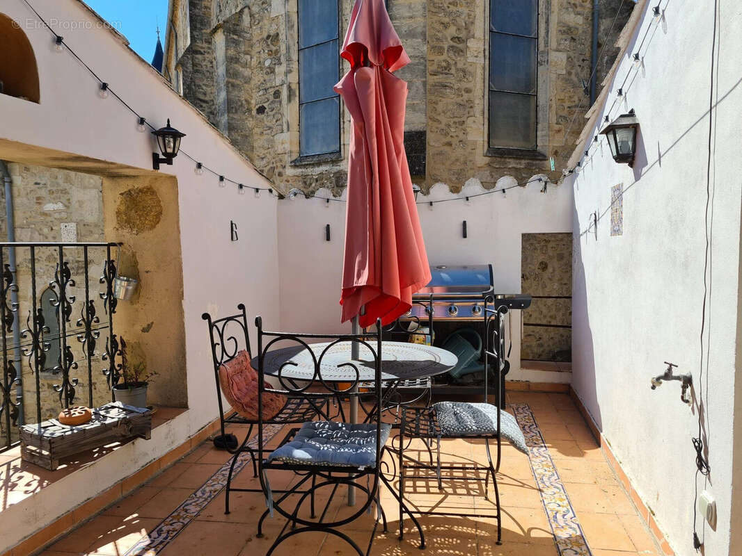 Maison à POUZOLLES