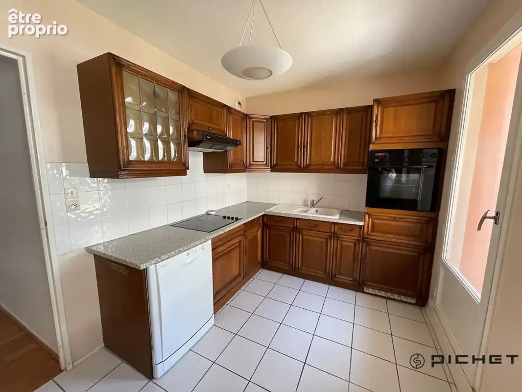 Appartement  T4 centre ville - photo 8