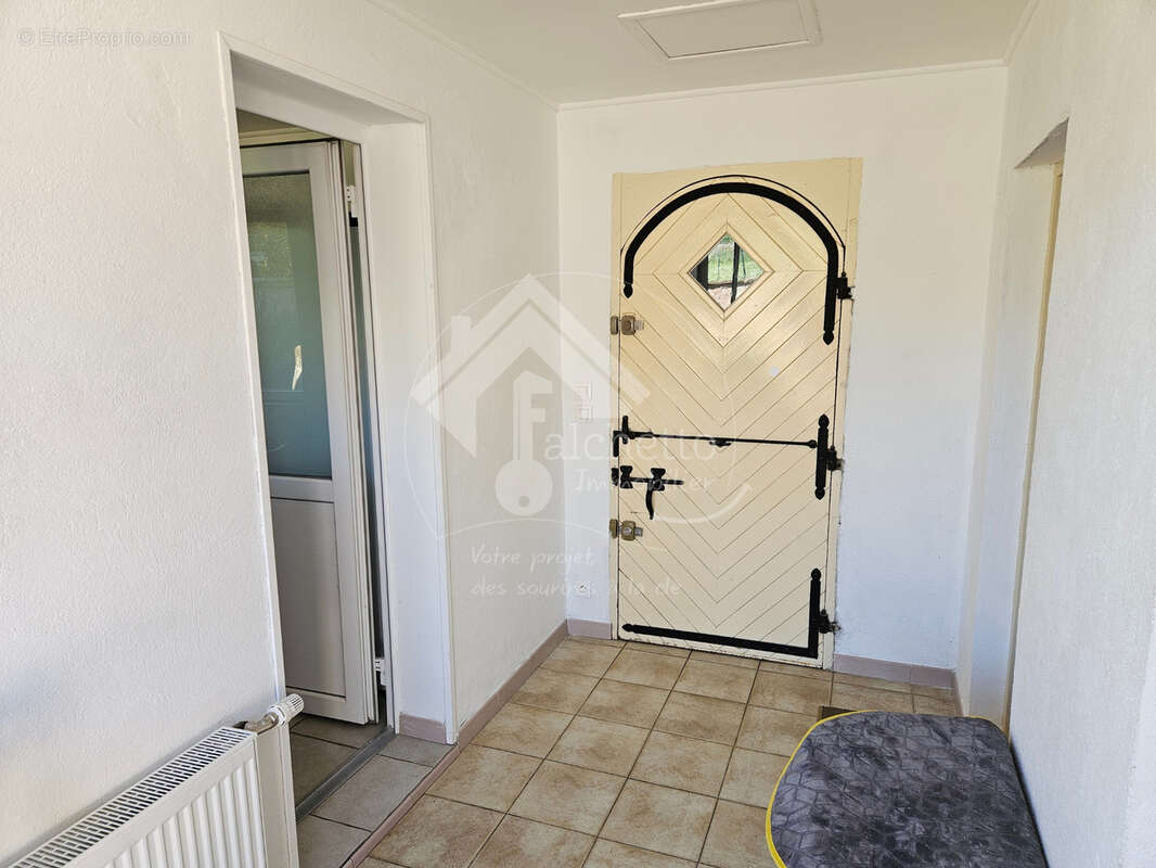 Maison à SAINT-LEON