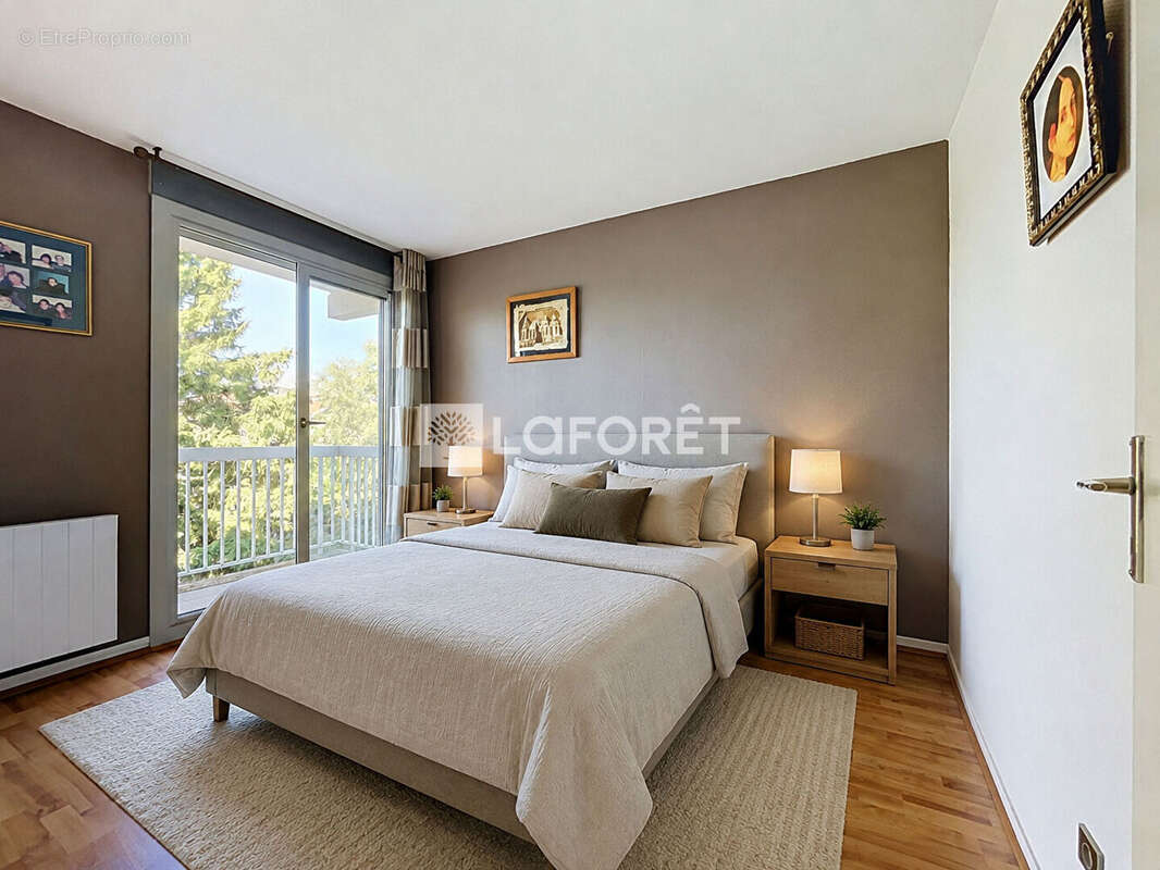 Appartement à SATHONAY-CAMP