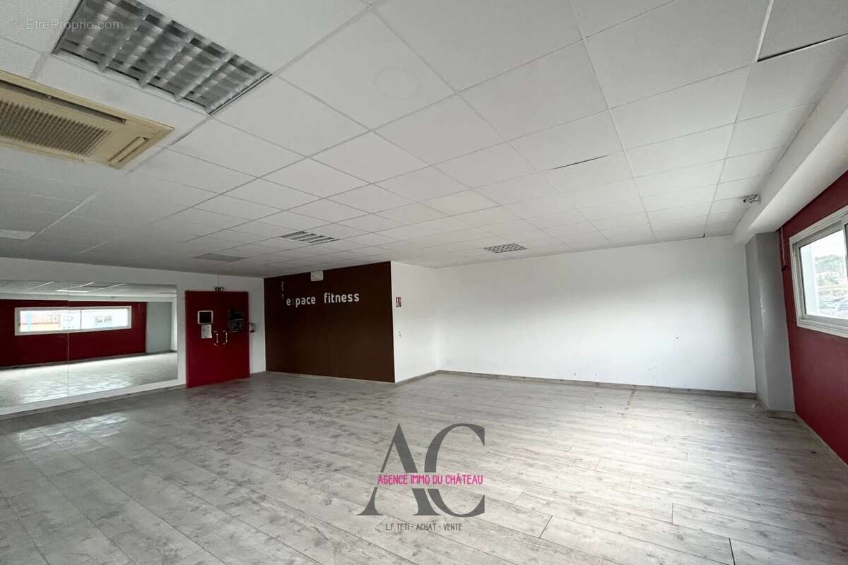 Commerce à ROCBARON