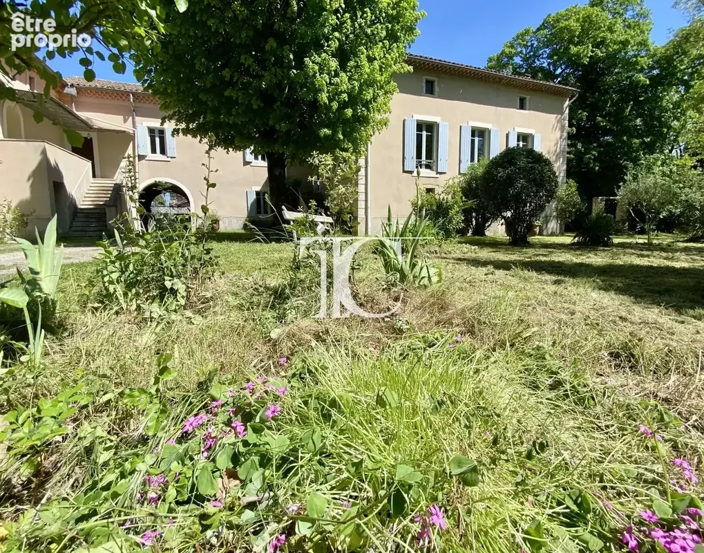 Ales en cevennes, maison de maitre 266m2 et son parc arbore 9666m2, puits, garage - photo 7