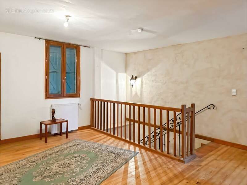Immeuble de rapport - 580 m2 - RIGUEPEU - 4 logements avec jardin - photo 19