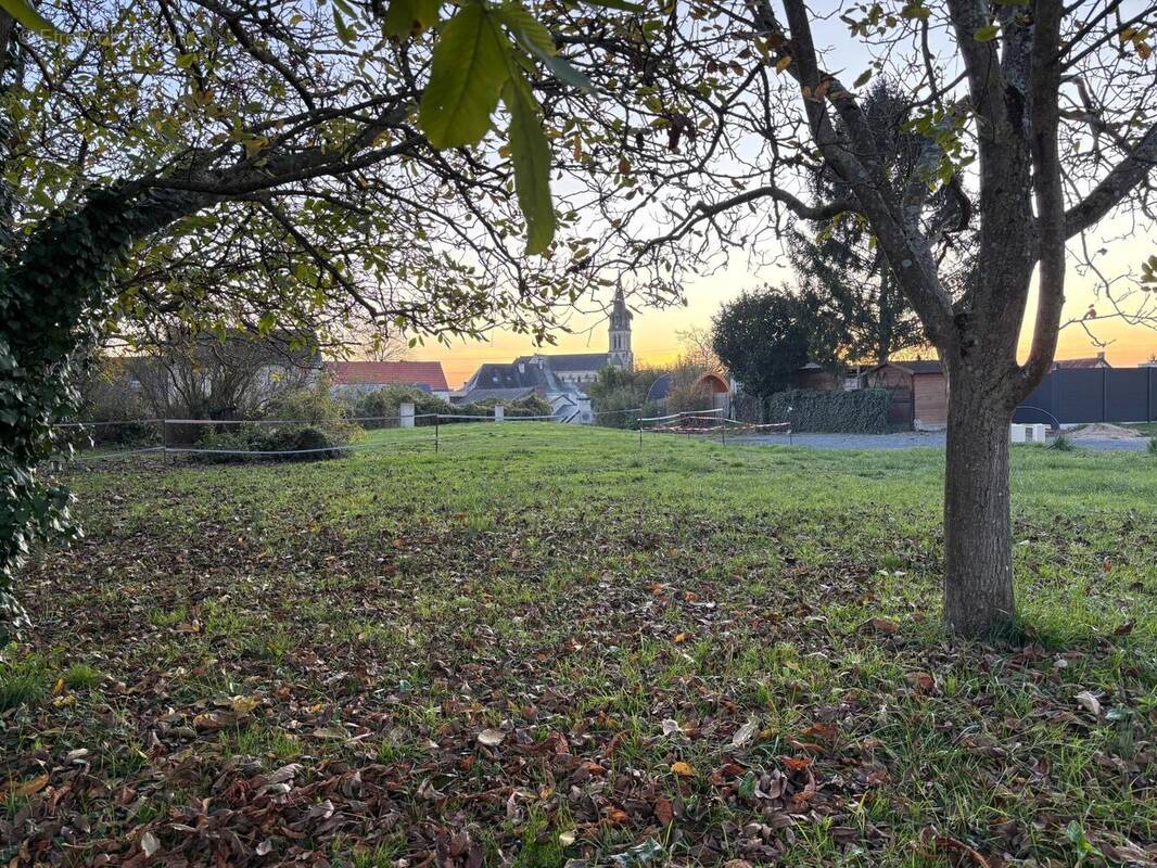 Photo 1 - Terrain à BRISSAC-QUINCE