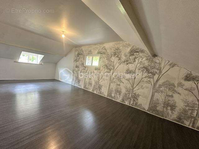 Maison de village - 140 m2 - photo 11