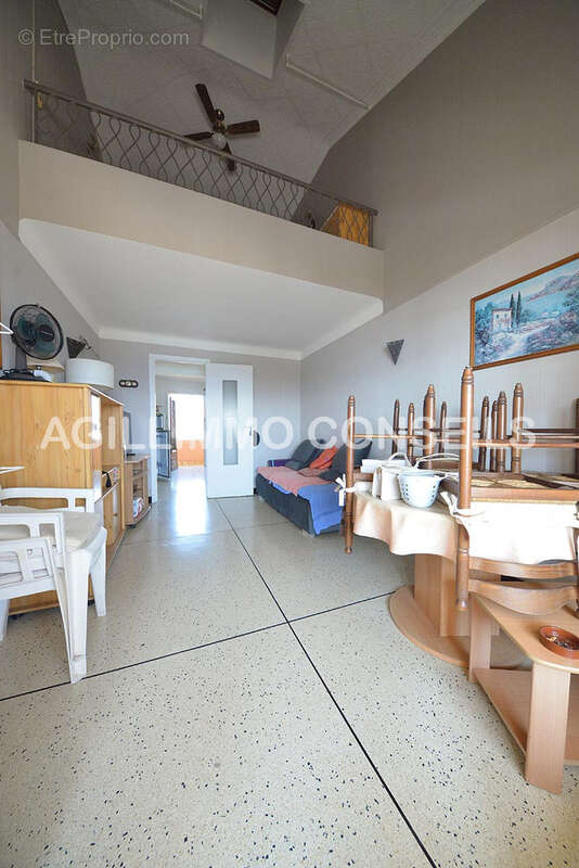 Appartement à FREJUS
