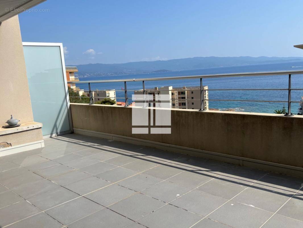 Appartement à AJACCIO