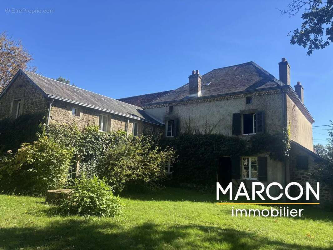 Maison à ARNAC-LA-POSTE