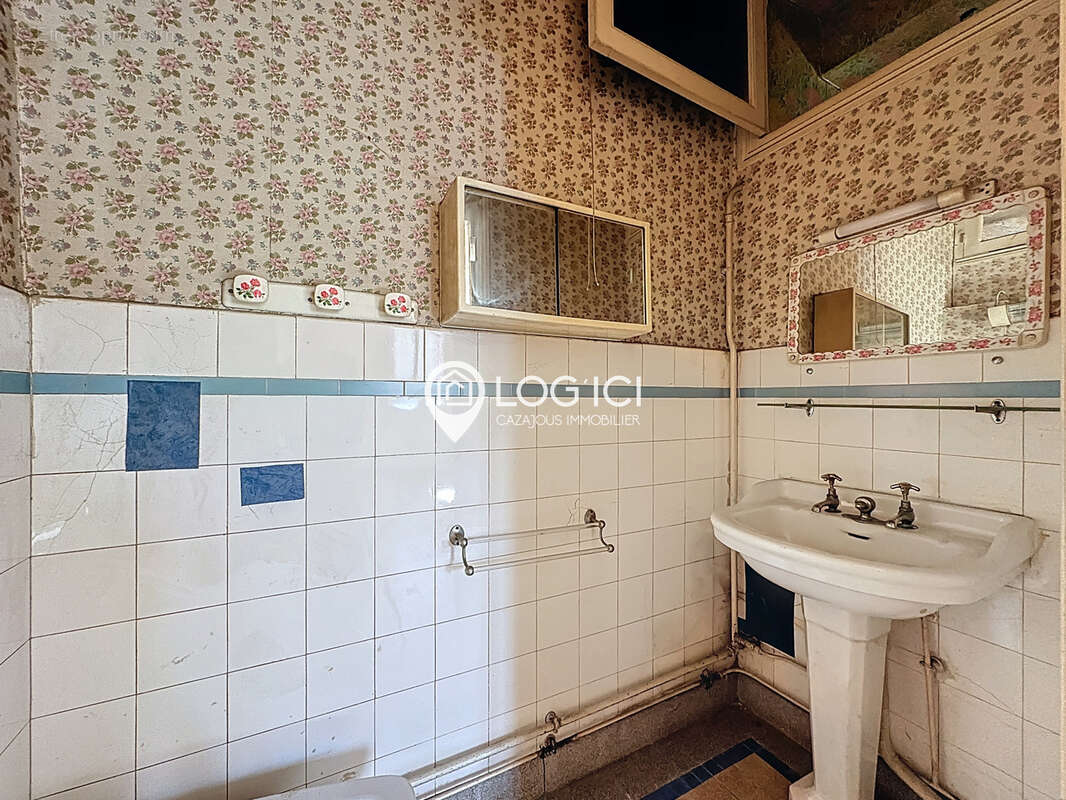 Appartement à NAY