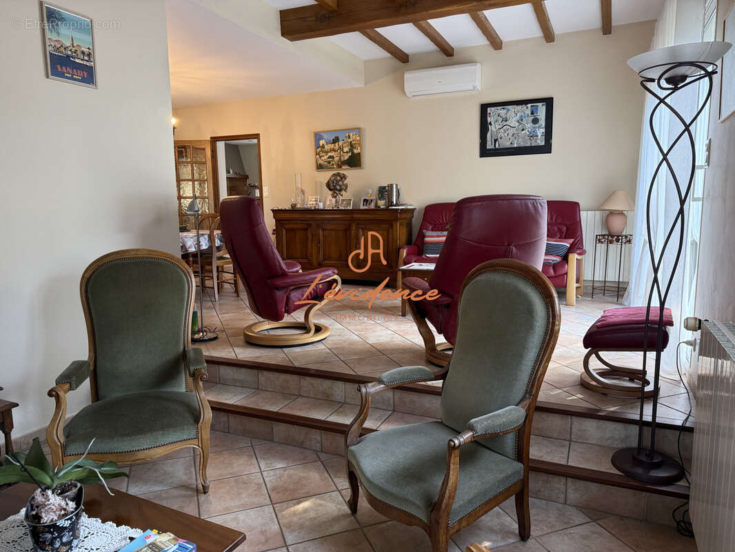 Maison à CHATEAUNEUF-DU-RHONE