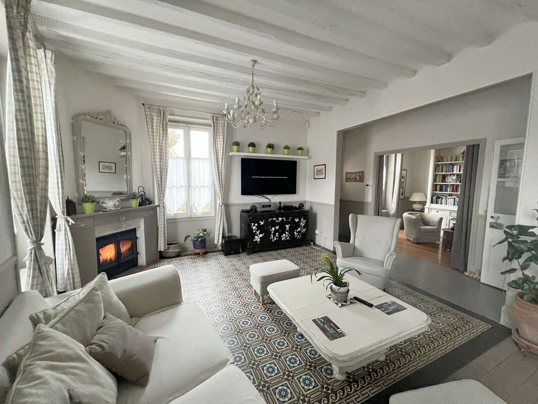 Maison à CHAUMONT-EN-VEXIN