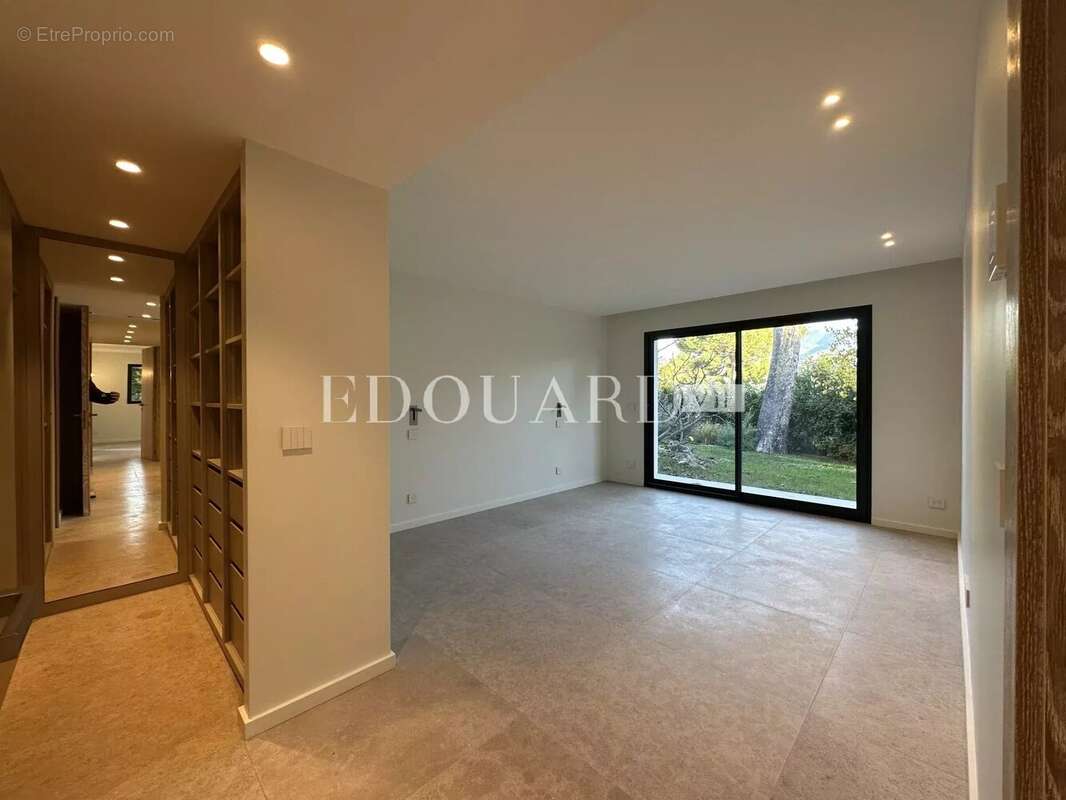 Maison à ROQUEBRUNE-CAP-MARTIN