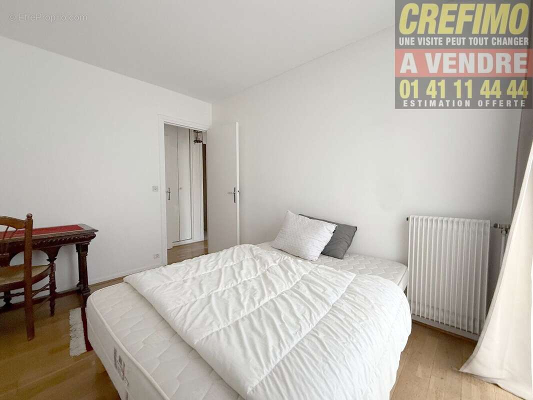Appartement à COURBEVOIE