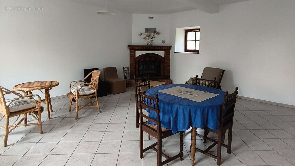 Fermette sur 5761m2 - photo 3