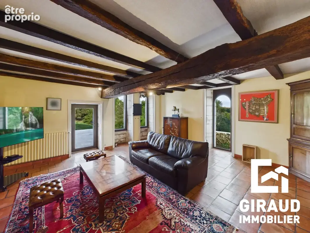 Maison 9 pièces 320 m² à vendre à Longeves (85200) - photo 4