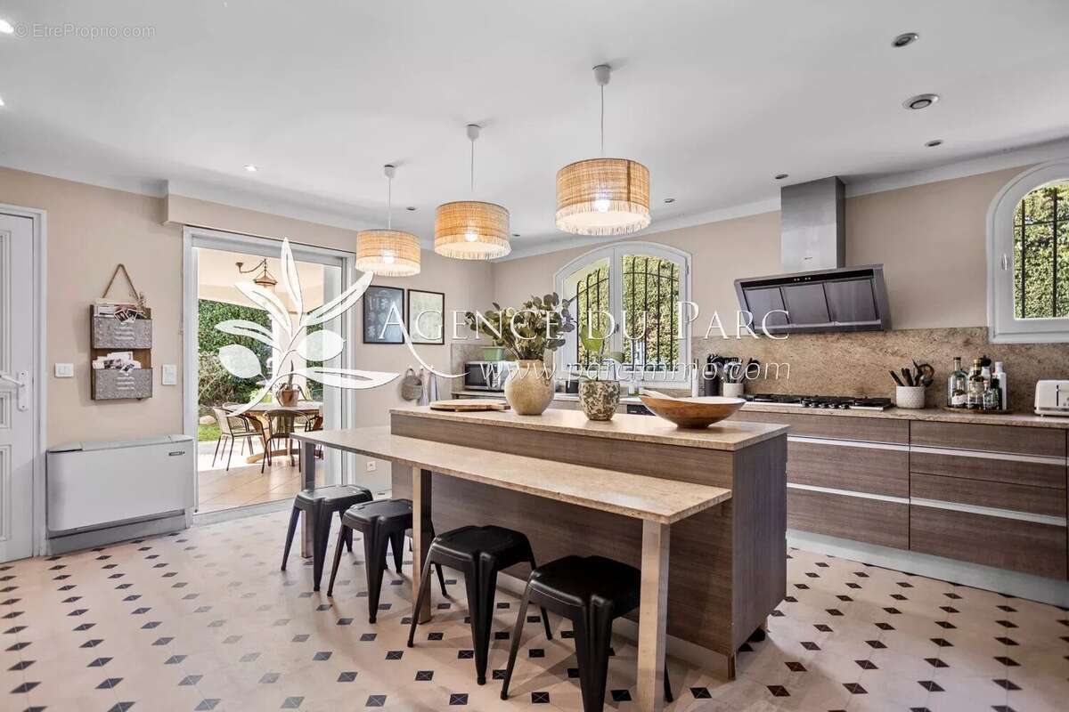 Maison à ANTIBES