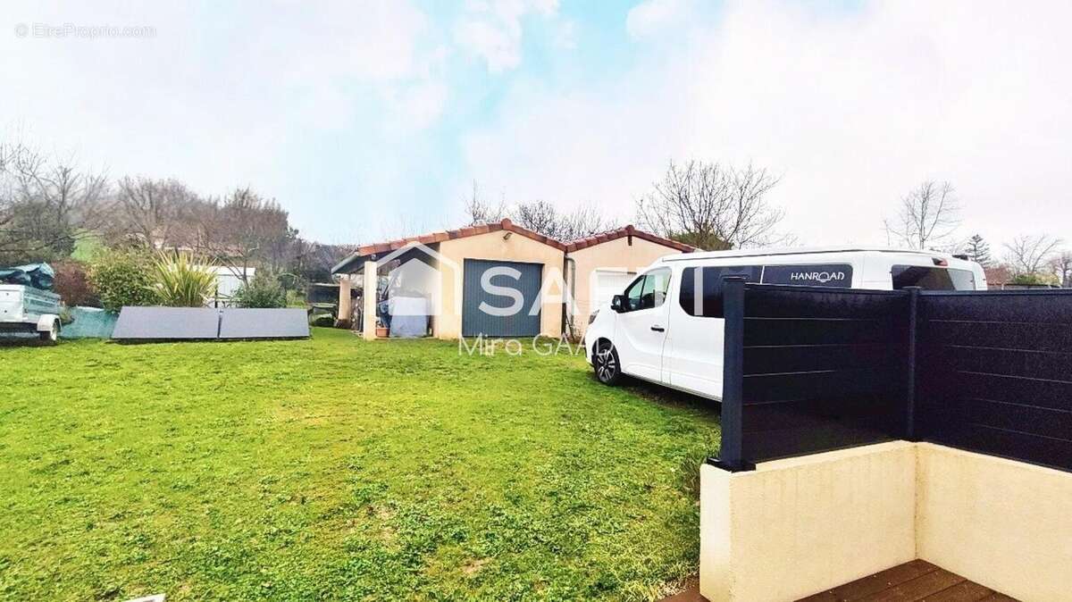 Photo 2 - Maison à SAINT-SULPICE