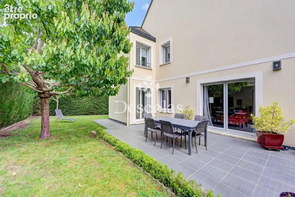 Maison familiale Saint-Germain-en-Laye - 208m2 - photo 3