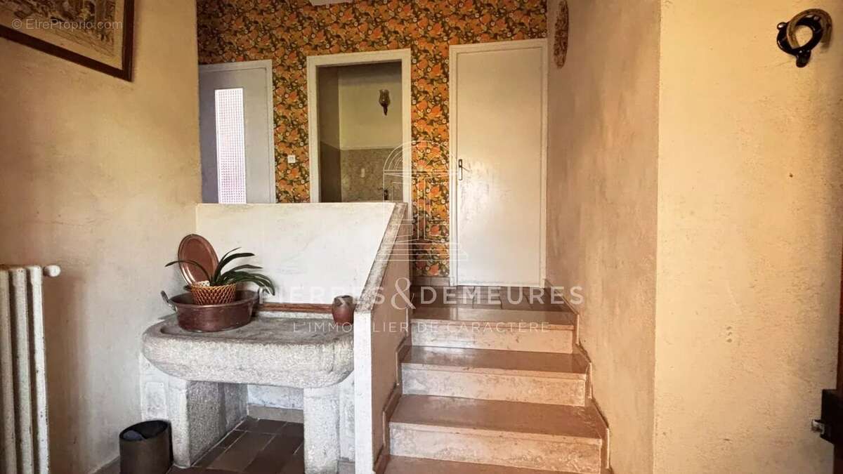 Maison à NEUILLAY-LES-BOIS