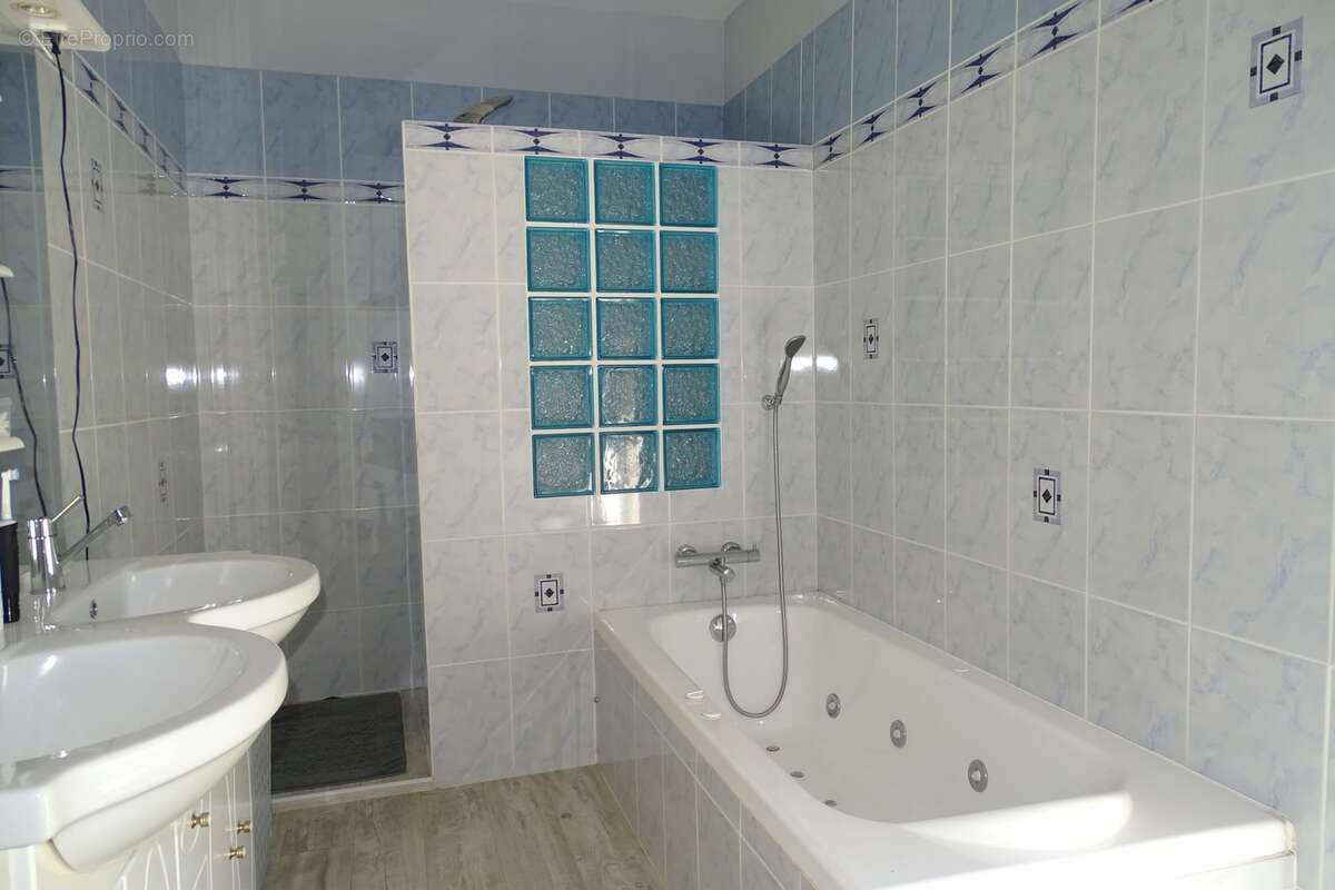 Maison à MARTIGNE-SUR-MAYENNE