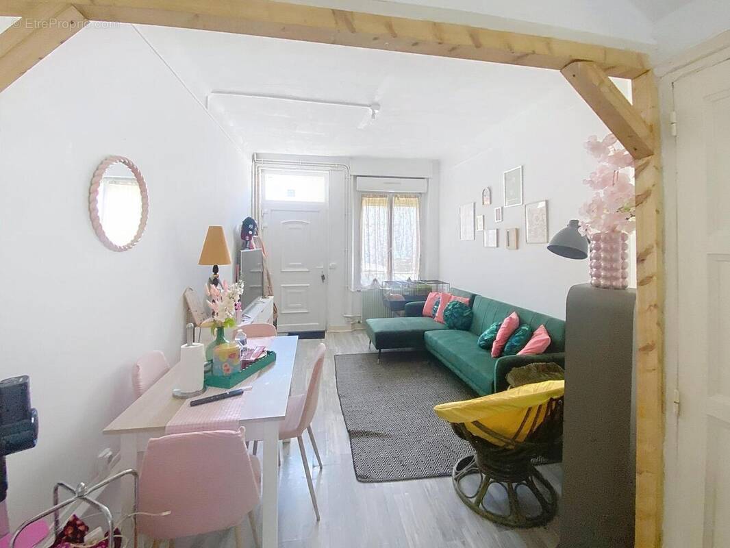 Photo 1 - Maison à CONDE-SUR-NOIREAU