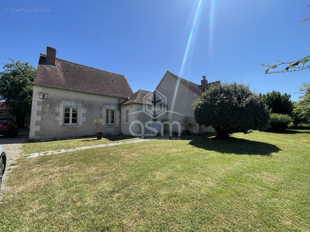 Maison à MANTHELAN