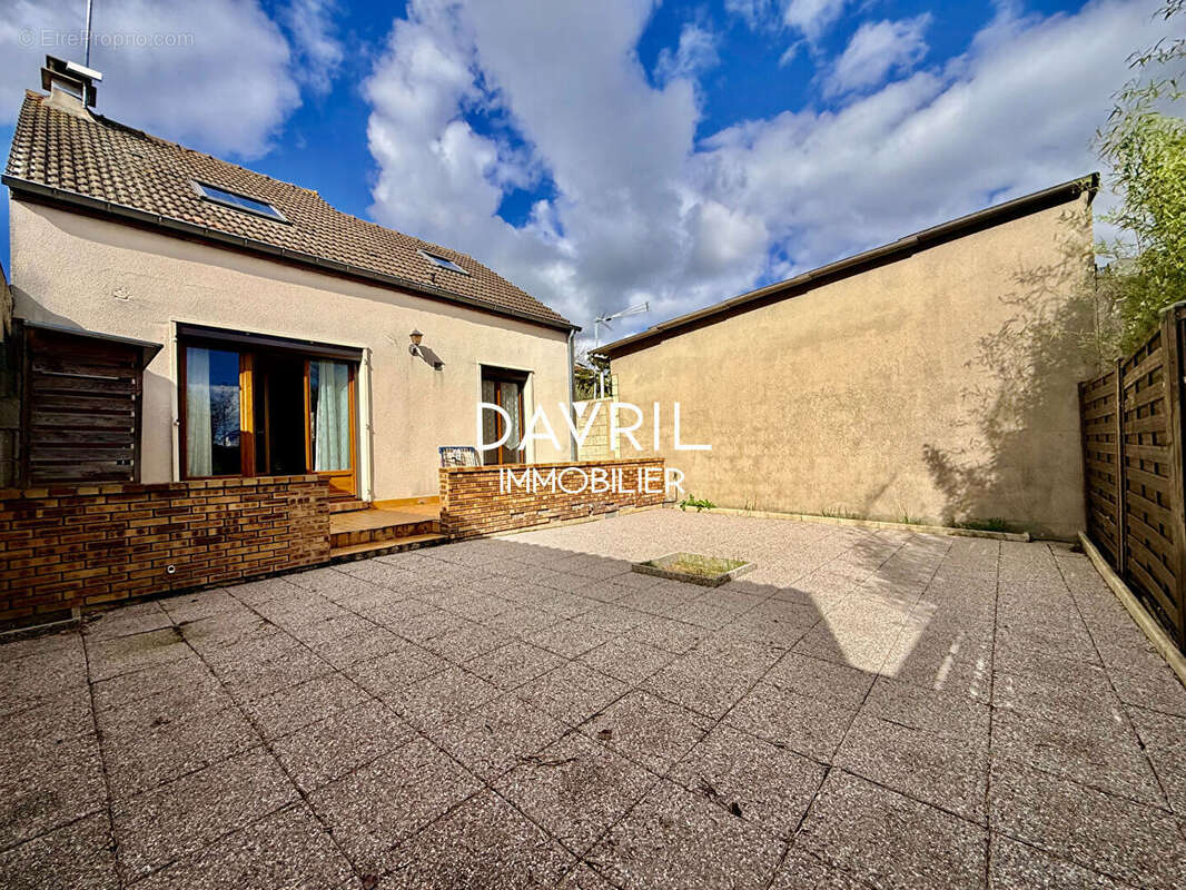 Maison à CONFLANS-SAINTE-HONORINE