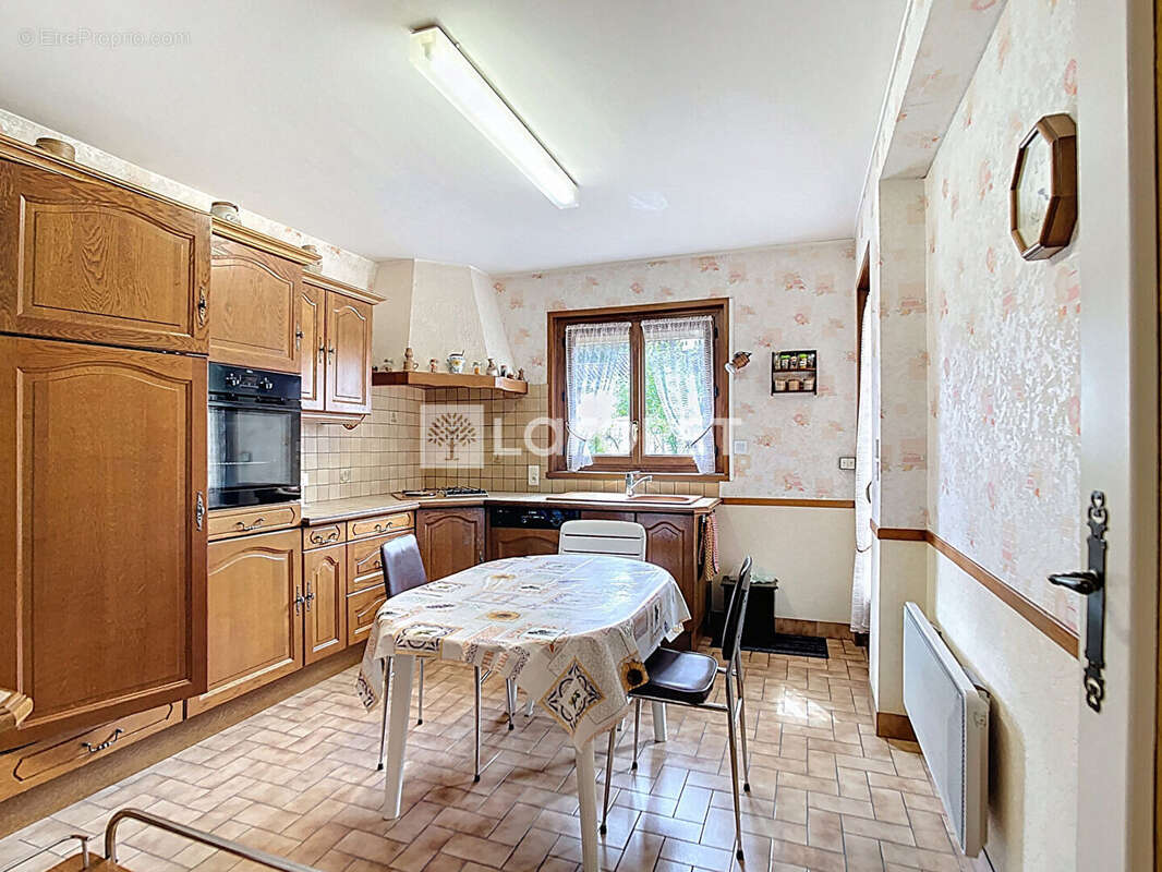 Maison à VILLARS-LES-DOMBES