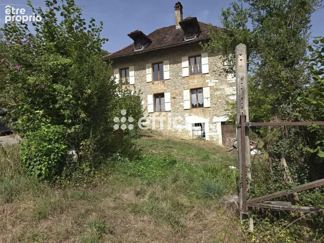 Maison à MIRIBEL-LES-ECHELLES