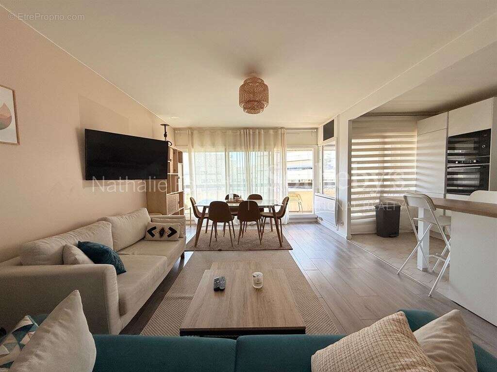 Appartement à LA MADELEINE