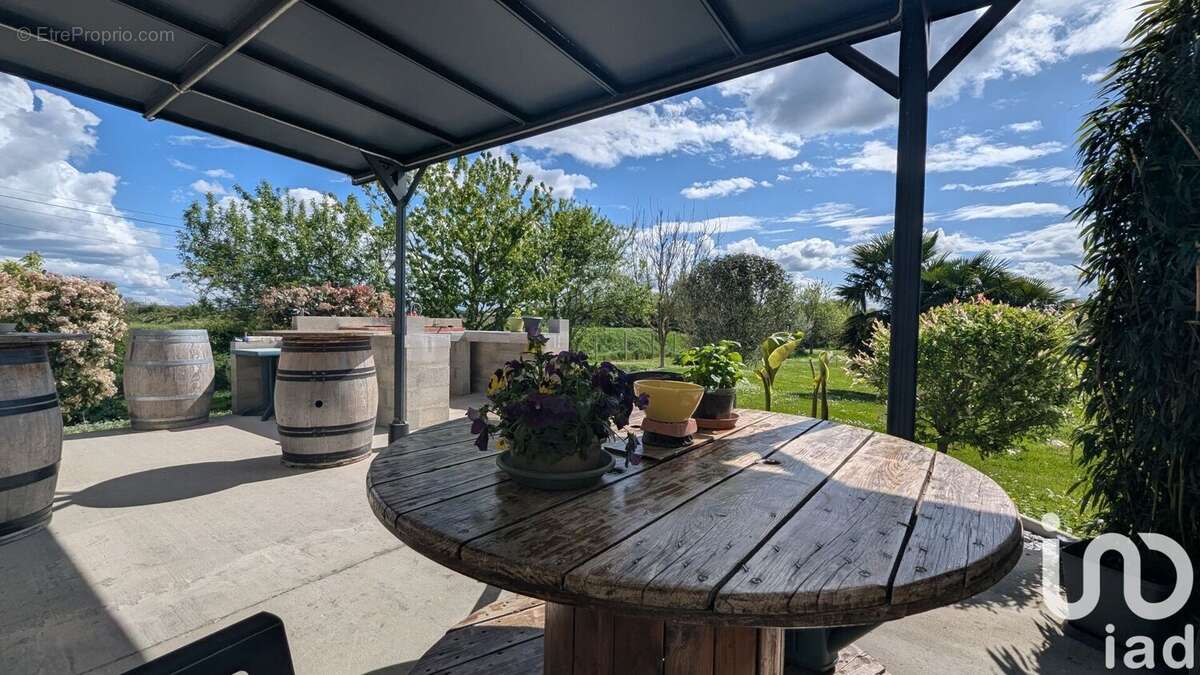 Photo 6 - Maison à MONTENDRE