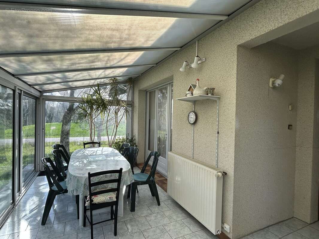Maison à COULON