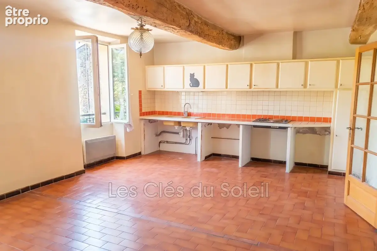 Maison 4 pièces 105 m² à vendre à Flassans-Sur-Issole (83340) - photo 4